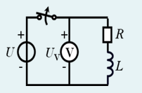 题图所示电路中，已知R=2Ω，电压表的内阻为2.5kΩ，电源电压U=4V，则开关S断开瞬间电压表两端