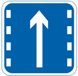 这个标志是何含义？ A. 右转车道B. 掉头车道C. 左转车道D. 直行车道这个标志是何含义？ A.