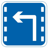 这个标志是何含义？ A. 右转车道B. 掉头车道C. 左转车道D. 分向车道这个标志是何含义？ A.