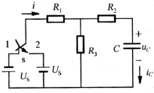 在题如图所示电路中，已知Us=5V，R1=2Ω，R2=R3=3Ω，C=0.2μF。开关S原来在位置“