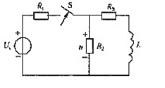 在题如图所示电路中，开关S闭合后电路已达稳态，已知US=10V，R1=20kΩ，R2=30kΩ，C=