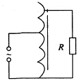 自耦变压器铁芯上只绕有一个线圈，原、副线圈都只取该线圈的某部分，一台升压式自耦调压变压器的电路如图所