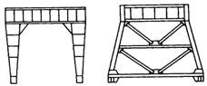 如图QZ2所示，门座起重机门架的结构形式，该结构型叫（)。A.桁架门架B.混合结构门架C.交叉刚架式