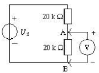 在图示电路中，已知直流理想电压源，用量程为10V，内阻为2kΩ/V级的直流电压表，测得AB两点间的电